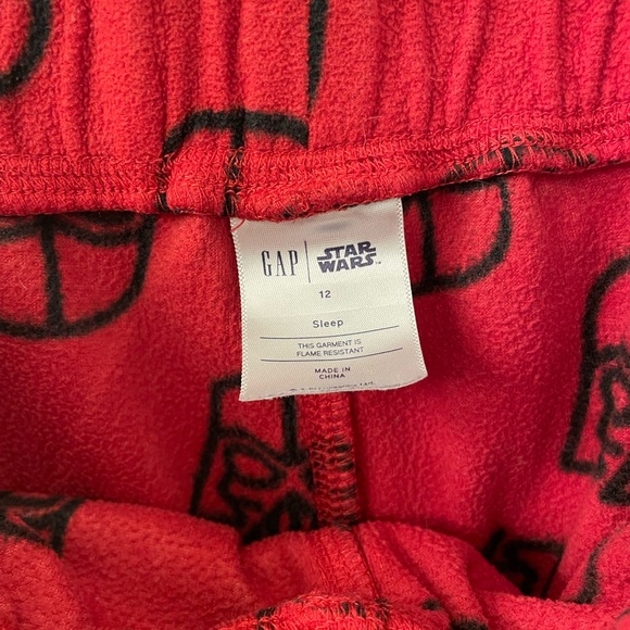 The GAP Star Wars Darth Vader fleece pajamas pants pj 12 - Picture 4 of 5